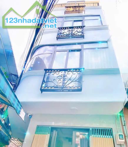 Bán nhà Trần Xuân Soạn Quận 7 - 4 tầng -  tặng full nội thất - chỉ 3.27 tỷ TL - 3