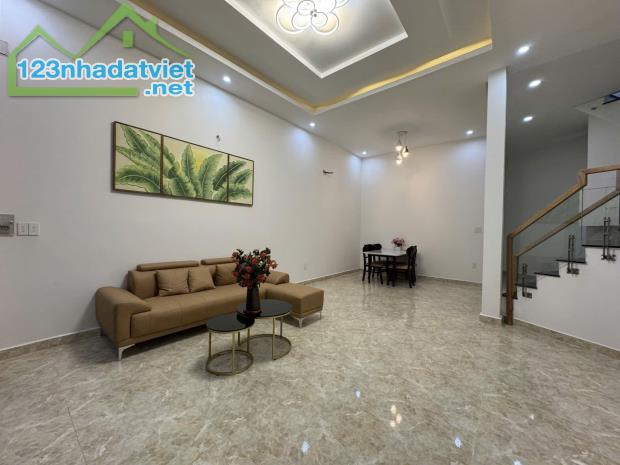 Chỉ 5 TỶ TL! 58M², 2 Tầng /2pn, HẺM XE HƠI, Quang Trung Gò Vấp! - 2