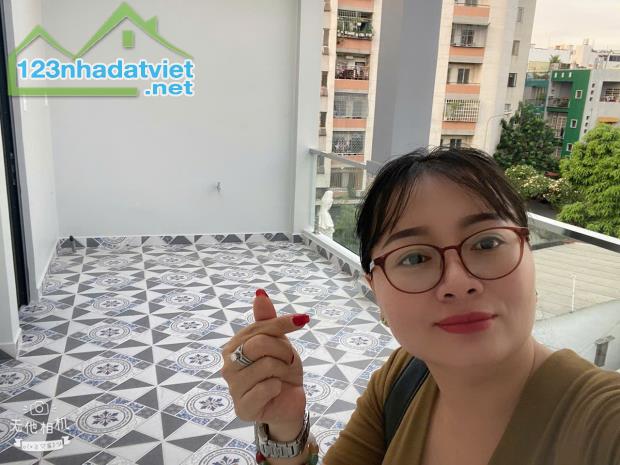 GẤP BÁN CHÍNH CHỦ - NHIÊU TỨ - P7 PHÚ NHUẬN - NHÀ 4 TẦNG BTCT - 4PN LỚN - SÂN THƯỢNG LỚN - 4