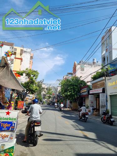 BÁN NHÀ MẶT TIỀN ĐƯỜNG HUỲNH THỊ HAI – PHƯỜNG TÂN CHÁNH HIỆP – QUẬN 12 - 1