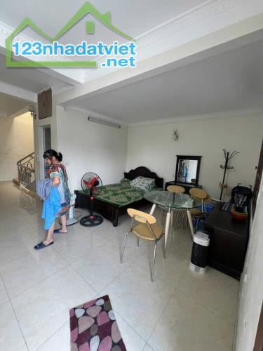 NGHI TÀM - MẶT PHỐ HÓT HÍT - KINH DOANH ĐỈNH CAO - HAI THOÁNG TRƯỚC SAU - NHÀ ĐẸP - 3