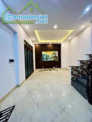 🏡 Bán nhà Kim Giang 30m², 5T, gần ô tô tránh – Giá 6.2 tỷ! - 1