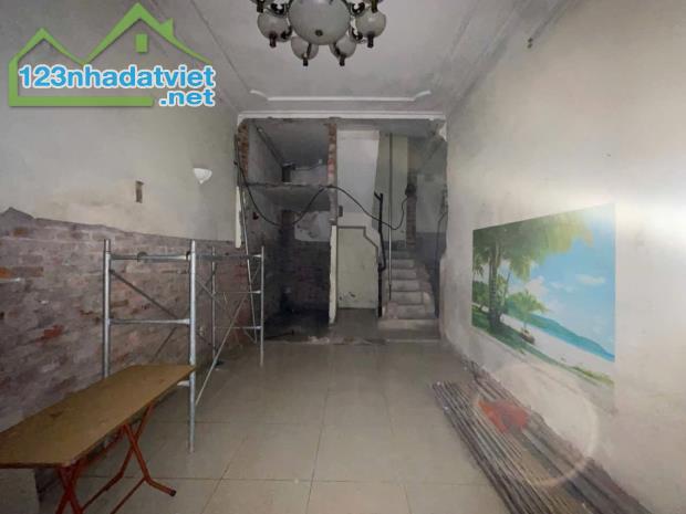 Sốc, bán nhà Thụy Khuê Tây Hồ, tặng gpxd 5 tầng, sát phố DT 65m2 Giá 16 tỷ - 1