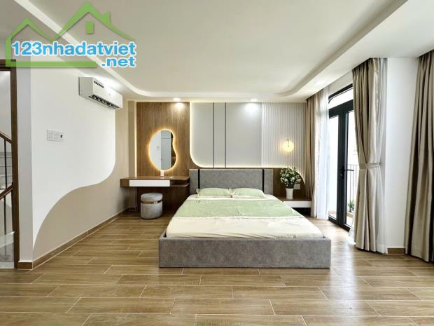 NHÀ ĐẸP - KIẾN TRÚC SƯ THIẾT KẾ - TRƯƠNG ĐĂNG QUẾ - P1 GÒ VẤP - 5 TẦNG - 4PN LỚN - HẺM 5M - 1
