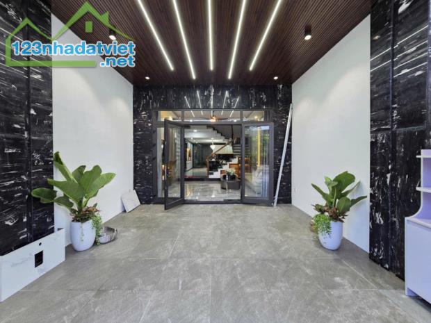 Nhà đẹp 3 tầng đẹp đường Bùi Thiện Ngộ - Hoà Xuân - Cẩm Lệ - Đà Nẵng - 4