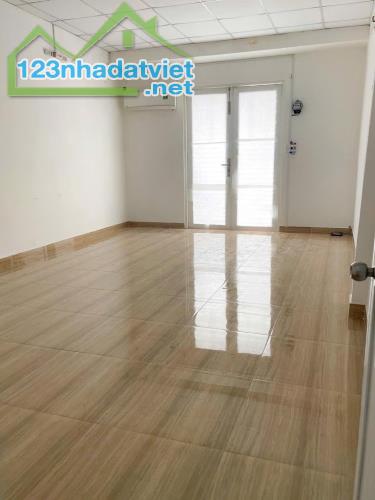NHÀ BÁN QUANG TRUNG GV - GẦN CHỢ HẠNH THÔNG TÂY & NGÃ 3 VỚI TÂN SƠN  - DT 67M² - 2 TẦNG - 4