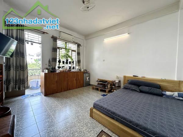 Nhà Hẻm Ôtô Đường Trần Quang Diệu Quận 3 Phường 13. - 1