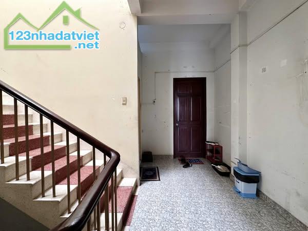 Nhà Hẻm Ôtô Đường Trần Quang Diệu Quận 3 Phường 13. - 2
