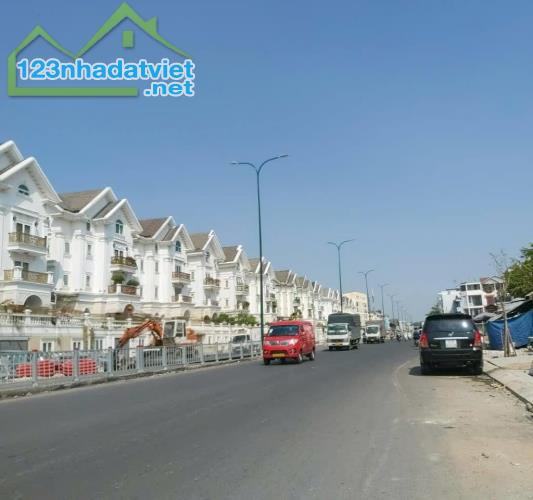 Bán nhà Gò Vấp, hẻm xe hơi đường Dương Quảng Hàm, 80M²x2 tầng, 8.25 Tỷ  TL