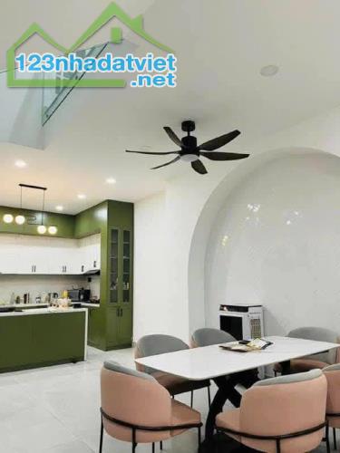 Bán nhà Gò Vấp, hẻm xe hơi đường Dương Quảng Hàm, 80M²x2 tầng, 8.25 Tỷ  TL - 2