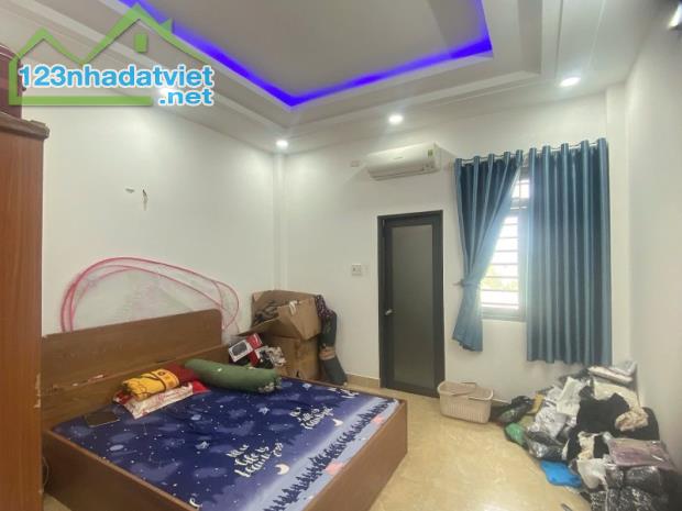 Bán nhà HXH HT 02 ,Hiệp Thành ,Q12,nhà đẹp  3Tx65m2 .Giá chỉ 5.2 tỷ (TL) - 3