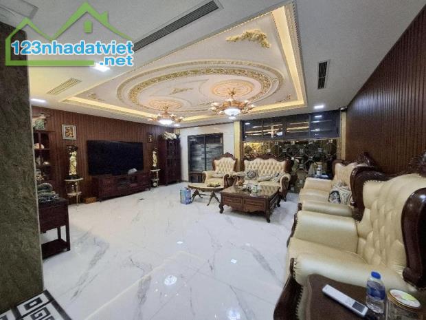 Bán Nhà Phố Võ Thị Sáu, Hai Bà Trưng, Phân Lô, Gara Ôtô 55m2x5T, MT 4.5m, 15.6 tỷ