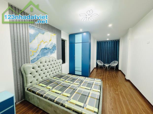 Bán nhà Hoàng Đạo Thuý, Thanh Xuân, cách phố 70m - 2