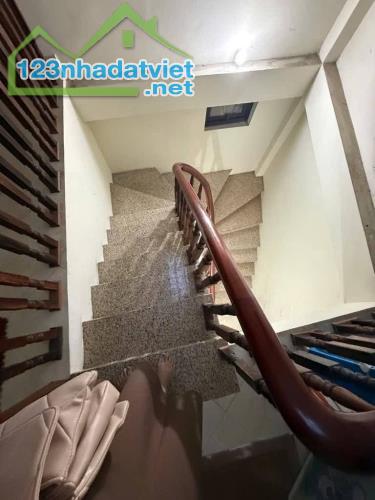 Bán nhà Phố Bùi Xương Trạch -Thanh xuân Hà Nội -DT :30m x 5T ,MT 3,8m giá 5,3 tỷ - 2