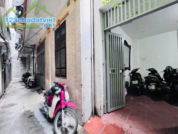 🏠 CƠ HỘI  CÓ 102-TÒA 12 PHÒNG- GẦN 12 ĐẠI HỌC-THU 50TR/TH-8.5 TỶ-hangmini.com - 2