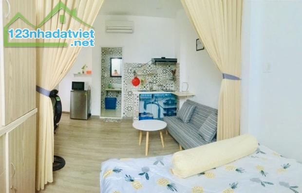BÁN NHÀ MẶT TIỀN 60M2 6 TẦNG NGANG 5,2M 8PN TRUNG TÂM Q3 CHDV TRẦN QUANG DIỆU 9 TỶ. - 1