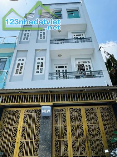 ĐƯỜNG NHỰA HAI XE HƠI NÈ NHAU - PHAN HUY ÍCH - 100 M2, 7 x15 M - 5 TẦNG -
