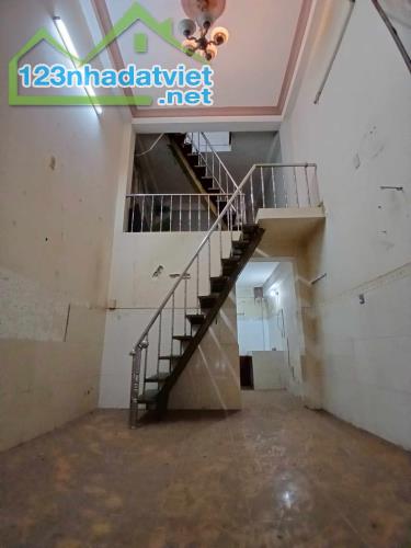 Bán nhà MT Lê Thị Nho ,TMT ,Q12 3Tx 41m2  .Giá chỉ  2.9 tỷ (TL)