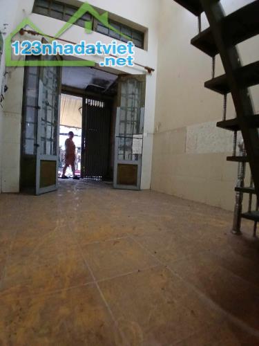 Bán nhà MT Lê Thị Nho ,TMT ,Q12 3Tx 41m2  .Giá chỉ  2.9 tỷ (TL) - 2