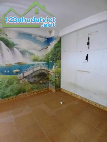 Bán nhà MT Lê Thị Nho ,TMT ,Q12 3Tx 41m2  .Giá chỉ  2.9 tỷ (TL) - 3