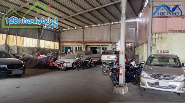 Bán nhà đất dt lớn 1172m2 mặt tiền trung tâm Biên Hòa, giá tốt cho nhà đầu tư - 2