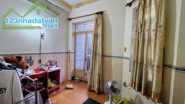 Nhà 3 tầng đúc - Lê Văn Thọ P.9 Gò Vấp - Hẻm 3m cách MT 40m - Chỉ 3.98 tỷ - 2