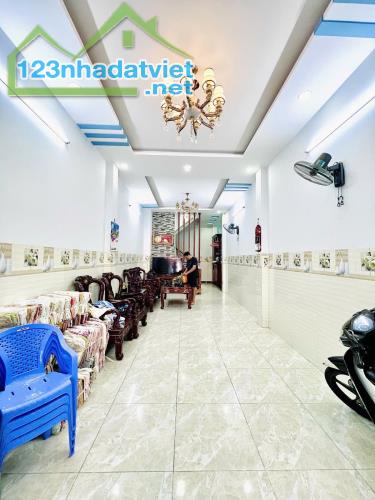 Chỉ 4.85 TỶ TL! 57M², 3 Tầng/3PN, HẺM ÔTÔ, Lê Đức Thọ Lê  Gò Vấp!