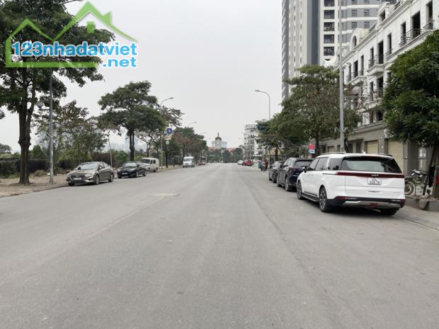 CƠ HỘI VÀNG AN CƯ & ĐẦU TƯ: Căn góc 104,5m2 Shophouse mặt hồ trung tâm phố Thuận An, Gia L - 1
