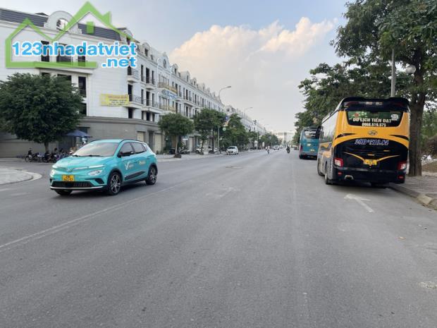 CƠ HỘI VÀNG AN CƯ & ĐẦU TƯ: Căn góc 104,5m2 Shophouse mặt hồ trung tâm phố Thuận An, Gia L - 3