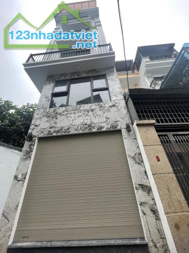 Phố Bát Khối - 45 m2 - 6 tầng - 5 m MT - Lô góc - Kinh doanh đỉnh - nhỉnh 9 tỷ - 3
