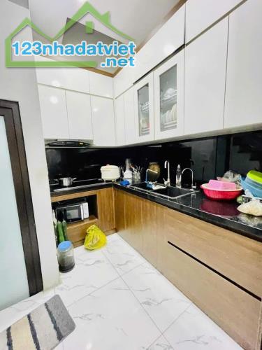 Bán Nhà Phố Kim Ngưu HBT, DT 37m2x4T, MT 4m,vài bước ra oto 7.5 tỷ - 1