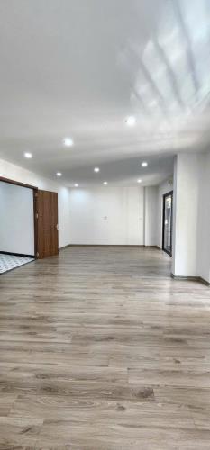 Kim Ngưu - dt 52M * 5T thang máy giá 10.3 tỷ SĐCC , hàng xóm thân thiện , gần b.viện ,chợ - 2