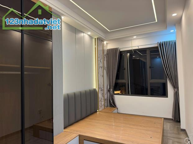 SIÊU ĐẸP THIẾT KẾ SANG TRỌNG,THỊNH QUANG ,ĐÔNG ĐA ,32M ,4 TẦNG,NGÕ RỘNG ,   6,4 TỶ - 4