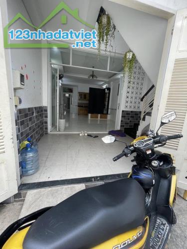 Bán Nhà Tại Tân Thuận Tây, Quận 7, HCM