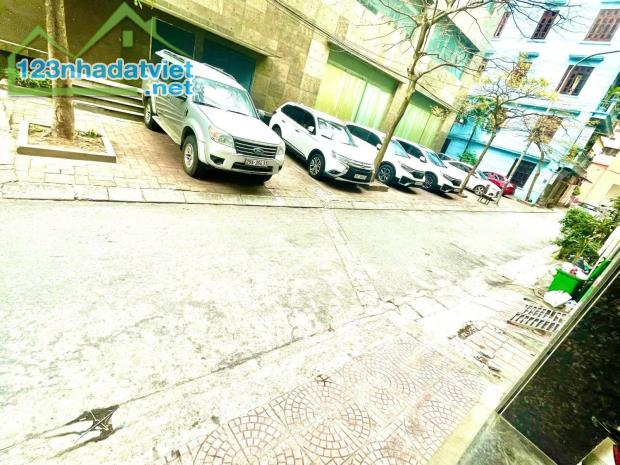 BÁN NHÀ  NGUYỄN THỊ ĐỊNH 60m,  6 TẦNG, Ô TÔ TRÁNH KINH DOANH 32 Tỷ