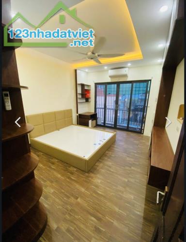 ĐẶC BIỆT HIẾM! NHÀ P.PHÚ ĐÔ - 50M- 5T- NGÕ OTO- TẶNG NỘI THẤT - NHỈNH 8 TỶ - 4
