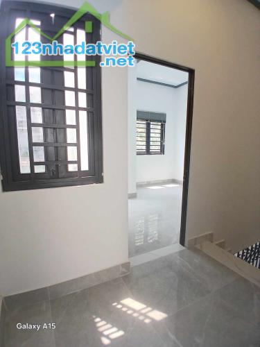 Nhà 2 tầng, Tân Thới Hiệp 21, Quận 12 - 3