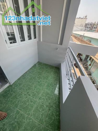 BÁN NHÀ  - 20m2  - Tỉnh Lộ 10 - HXH THÔNG  -NHÀ MỚI Đẹp - 2.49 TỶ - 4
