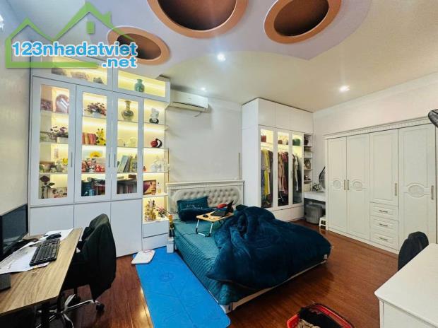 NHÀ  GẦN AEON HÀ ĐÔNG - ĐƯỜNG LÊ QUANG ĐẠO KÉO DÀI- ĐẠI MỖ 63M 5 TẦNG XỊN SÒ - 1