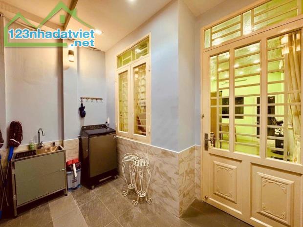 BÁN NHÀ Hẻm 443 Lê Văn Sỹ, P.12, Q.3.  DT: 3.6m x 23m, Chỉ 10.3 Tỷ - 1