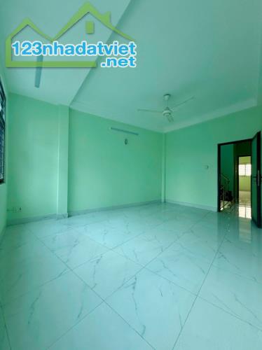 BÁN NHÀ MẶT TIỀN 85M2 3 TẦNG NGANG 7M KD ĐỈNH LÊ LAI 7.8 TỶ - 3