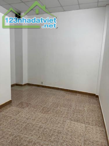 40GV - Bán Nhà 2 tầng BTCT, Phan Huy ích P.12 NHỈNH 3.9 Tỷ, HXH, SHR Chính Chủ - 1