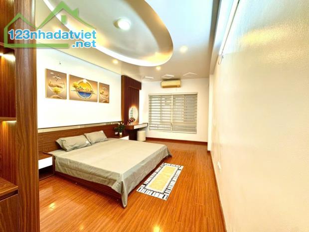 Ngọc Hà, 36m² x 5 tầng 8,6 tỷ(ctl₫ Nhà dân tự xây, nội thất hiện đại, khu dân trí cao, gần - 1