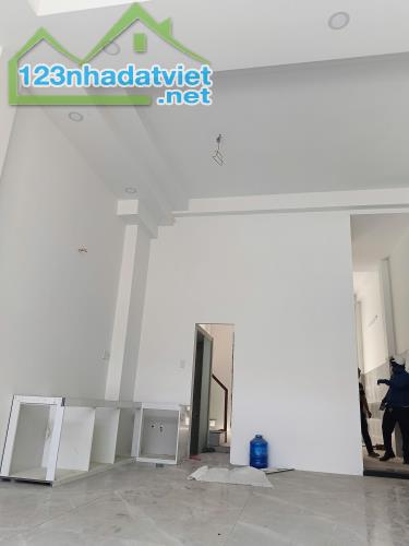 Bán nhà CHDV, đường Lê Trọng Tấn - Gần Cầu Bưng, 5x20m, 5 T - thang máy, 10PN, 10,5 tỷ. - 4