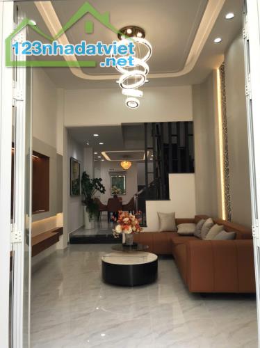 NHÀ 4 TẦNG - XE TẢI NÉ NHAU KHU PHÚ THUẬN, Q7 - Giá 7,.. tỷ - 4