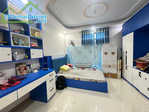 💥Bán Nhà HXH tránh nhau Nguyễn Xí P13 Bình Thạnh💥 💫Ngang 4m dài 11,71m, CN 47m2 - 3