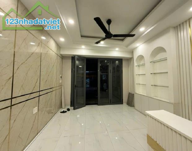 Bán nhà mặt tiền Hồ Học Lãm KDC Nam Long 3 tầng 54m2 nhích 6 tỷ