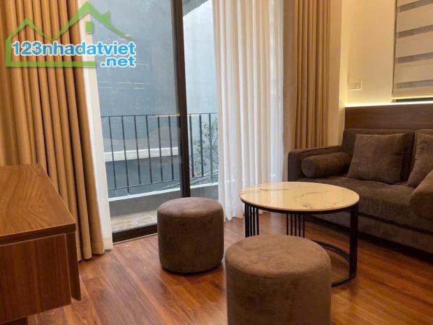 Bán Nhà Âu Cơ – Gần Phủ Tây Hồ – 12 Phòng Full Nội Thất – Thang Máy – Chỉ 18.8 Tỷ