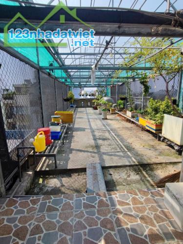 NHÀ ĐẸP 4 TẦNG NỞ HẬU - HẺM Ô TÔ 5M- 81m2 - GIÁ 6,8 TỶ - GẦN CHỢ VƯỜN LÀI - APĐ - Q12