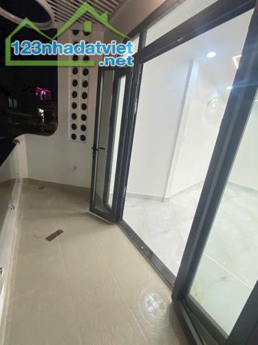 SIÊU PHẨM 3 TẦNG MT LÊ QUANG SUNG Q6 - NỞ HẬU BAO ĐẸP - NHỈNH 7 tỷ - 2